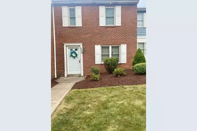 5285 Caste Dr, Pittsburgh, PA 15236 - Photo 1