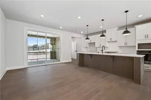 105 Breckenridge Ct, Cranberry Township, PA 16066 - Photo 2