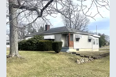 126 Chippewa Drive, Chippewa Township, PA 15010 - Photo 1