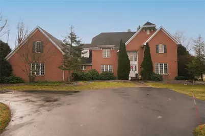 4596 Whippoorwill Dr, Hermitage, PA 16148 - Photo 1