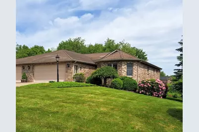 109B Blossom Dr, Center Township, PA 16001 - Photo 1