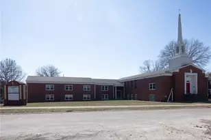 566 South Ave, Verona, PA 15147 - Photo 1