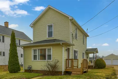 237 Line Ave, Ellwood City, PA 16117 - Photo 1