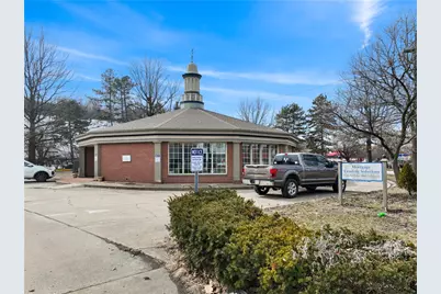 900 Pennsylvania Ave, Monaca, PA 15061 - Photo 1