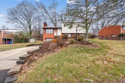 462 Presque Isle Dr, Pittsburgh, PA 15239 - Photo 1