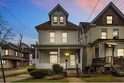 422 N 3rd St, Jeannette, PA 15644 - Photo 1