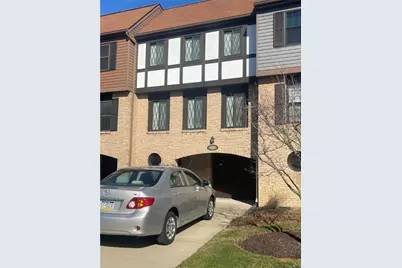 405 Maywood Dr, Bethel Park, PA 15102 - Photo 1