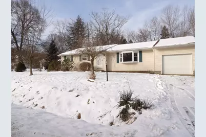 709 New Bedford Rd, West Middlesex Boro, PA 16159 - Photo 1