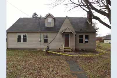 496 Oswald St, Wayne Township, PA 16157 - Photo 1