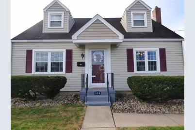 530 Oakwood St, Springdale Boro, PA 15144 - Photo 1