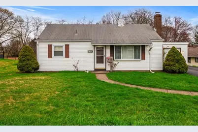 135 Chestnut St, Brighton Township, PA 15009 - Photo 1