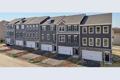 183 Sweetwater Dr, Moon/Crescent Twp, PA 15108 - Photo 1