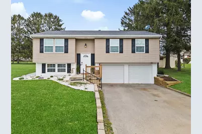 114 Oberlin Dr, Center Township, PA 16001 - Photo 1