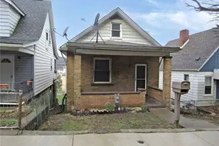 827 Pine St, Ambridge, PA 15003 - Photo 1