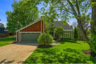 1352 Oakridge Road, McDonald, PA 15057 - Photo 1