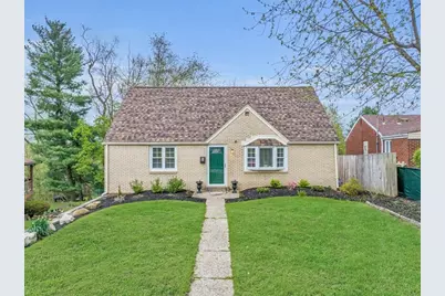 240 Crescent Pines Dr, Pittsburgh, PA 15147 - Photo 1