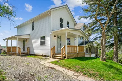 332 Murray Ave, Arnold, PA 15068 - Photo 1