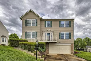 502 Tartan Ct, Pittsburgh, PA 15239 - Photo 1