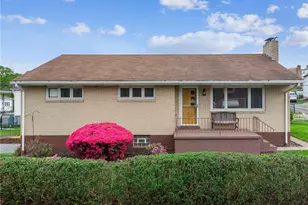 329 Sarah St, McKees Rocks, PA 15136 - Photo 1