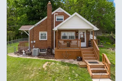 403 Mary St, Jeannette, PA 15644 - Photo 1
