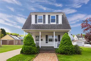 1925 Irwin St, Aliquippa, PA 15001 - Photo 1