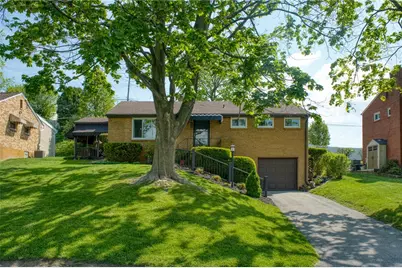 423 Nantucket Dr, Pittsburgh, PA 15236 - Photo 1