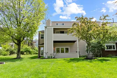 2409 Kenzie Dr, Robinson Twp, PA 15205 - Photo 1