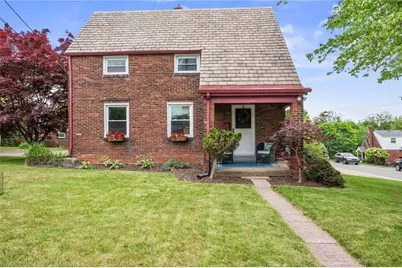 600 Glowood Dr, Pittsburgh, PA 15227 - Photo 1