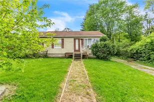 3412 47th St, Pulaski Township, PA 15066 - Photo 1