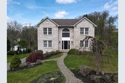 116 Nottingham Dr, Robinson Twp - NWA, PA 15205 - Photo 1