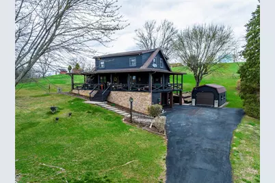 124 Harriet Dr, Lower Burrell, PA 15068 - Photo 1