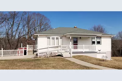 32 John Dr, Hanover Township, PA 15021 - Photo 1