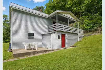 1190 California Drive, California, PA 15423 - Photo 1