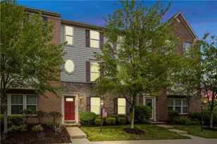 302 Pointe View Dr, Adams Township, PA 16046 - Photo 1