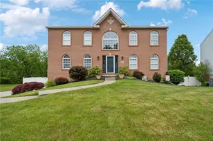 829 Emerald Dr, Pittsburgh, PA 15068 - Photo 1