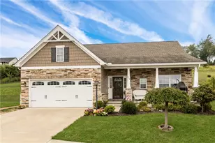 314 Garden Ct, Chartiers, PA 15301 - Photo 1