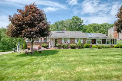 117 Glenfield Dr, Brighton Township, PA 15009 - Photo 1