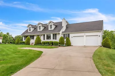 113 Sunburst Ct, Center Township, PA 16001 - Photo 1