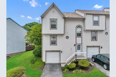 309 Wildflower Ct, Ross Twp, PA 15202 - Photo 1