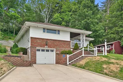 604 Clawson Ave, Youngwood, PA 15697 - Photo 1