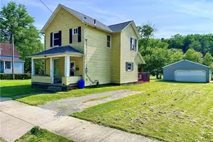 1910 Hamilton St, New Castle, PA 16101 - Photo 1