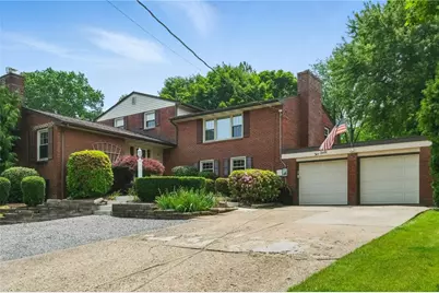 240 Patton Dr, Moon/Crescent Twp, PA 15108 - Photo 1