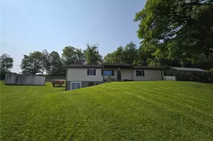 229 Chamberlain St, Allegheny Township, PA 15656 - Photo 1