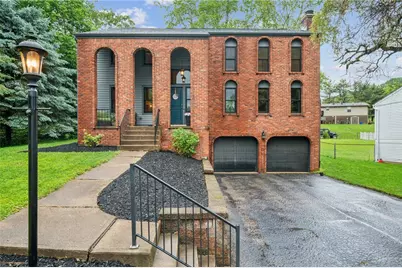 576 Shumaker Dr, Monroeville, PA 15146 - Photo 1