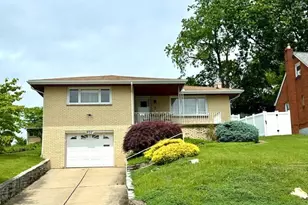 805 Brierly Ln, Munhall, PA 15120 - Photo 1