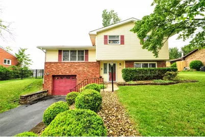 151 Greenlea Dr, Moon/Crescent Twp, PA 15108 - Photo 1