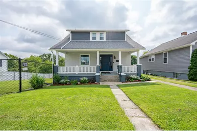 143 Center Ave, Mt Pleasant Boro, PA 15666 - Photo 1