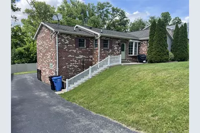 10240 Roseway Blvd, North Huntingdon, PA 15642 - Photo 1