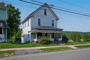 500 W Main St, Rural Valley Boro, PA 16249 - Photo 1