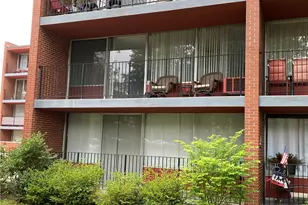 446 Hoodridge Dr, Pittsburgh, PA 15234 - Photo 1